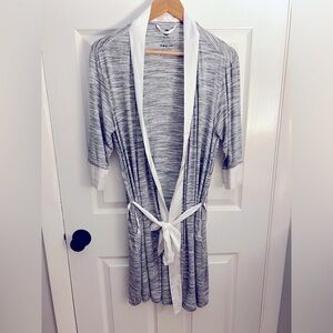 Kindred Bravely Emmaline Robe size S/M